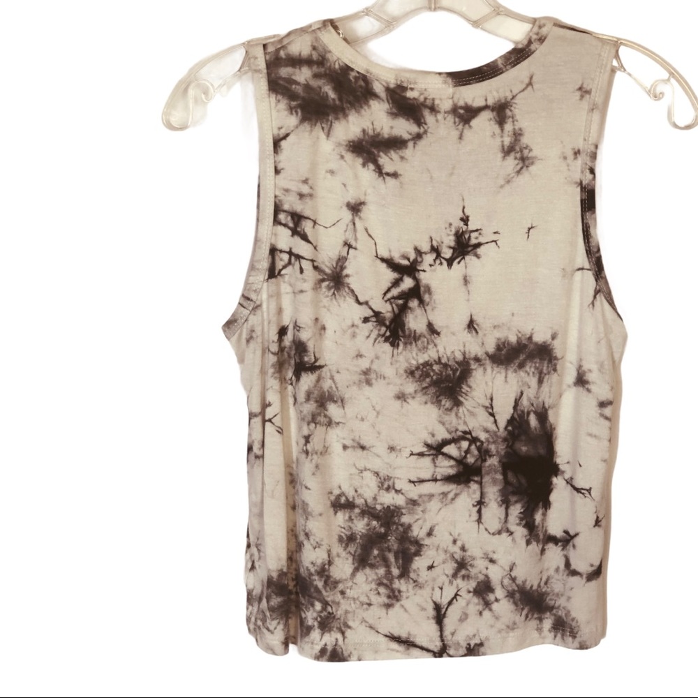 Petit Gateau, tie dye, sleeveless top, very soft